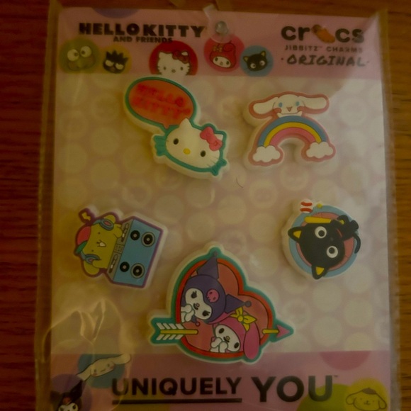 Hello Kitty Croc Jibbitz - Picture 3 of 4